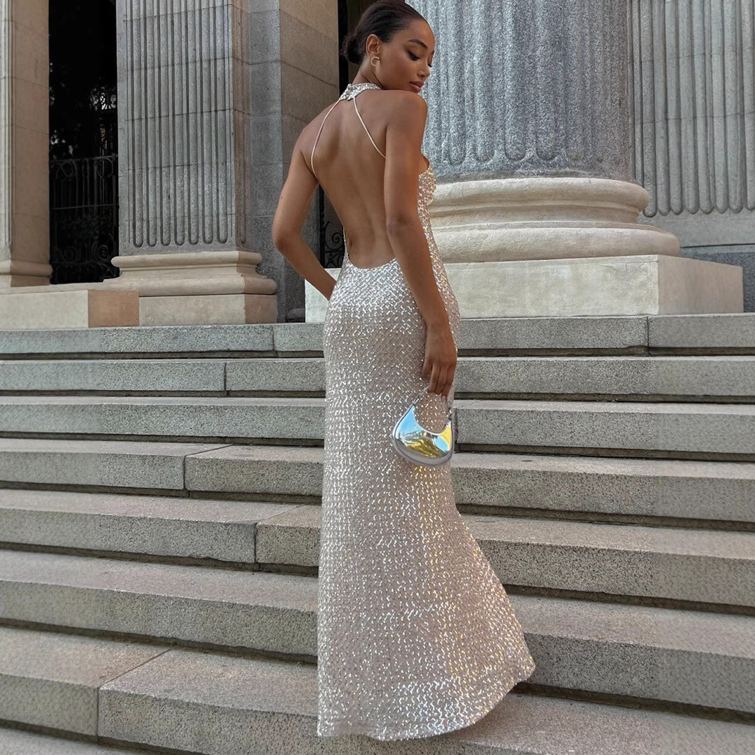 Damen Glitzerndes Abendkleid mit hohem Kragen und figurbetonter Silhouette Drune