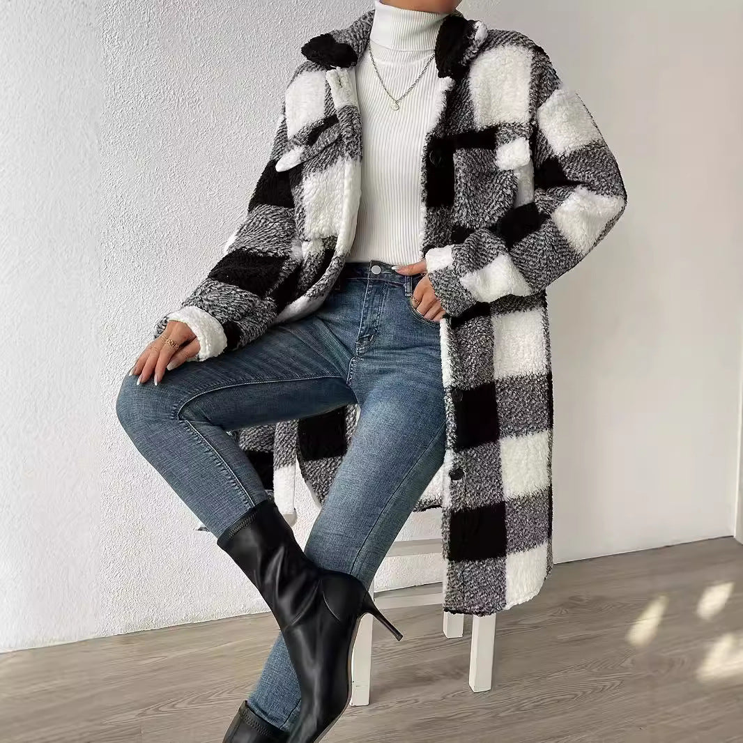 Damen Teddy-Pulloverjacke mit kariertem Muster und praktischen Taschen Drune