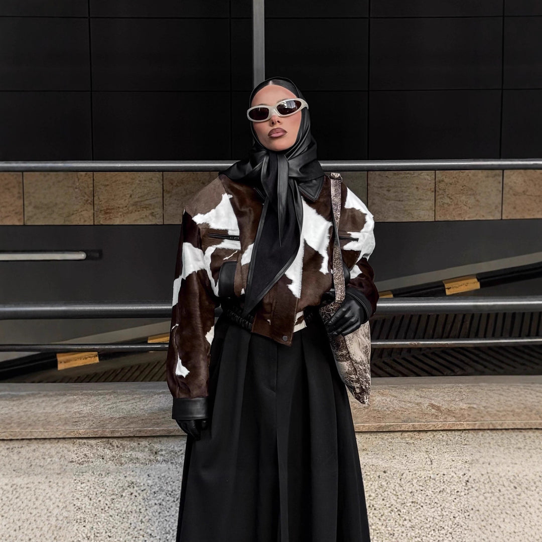 Damen modische Kurzjacke im auffälligen Kuhfell-Look mit Lederakzenten Drune