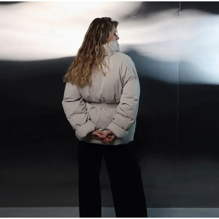Damen Modische gefütterte Jacke mit Bindegürtel Drune
