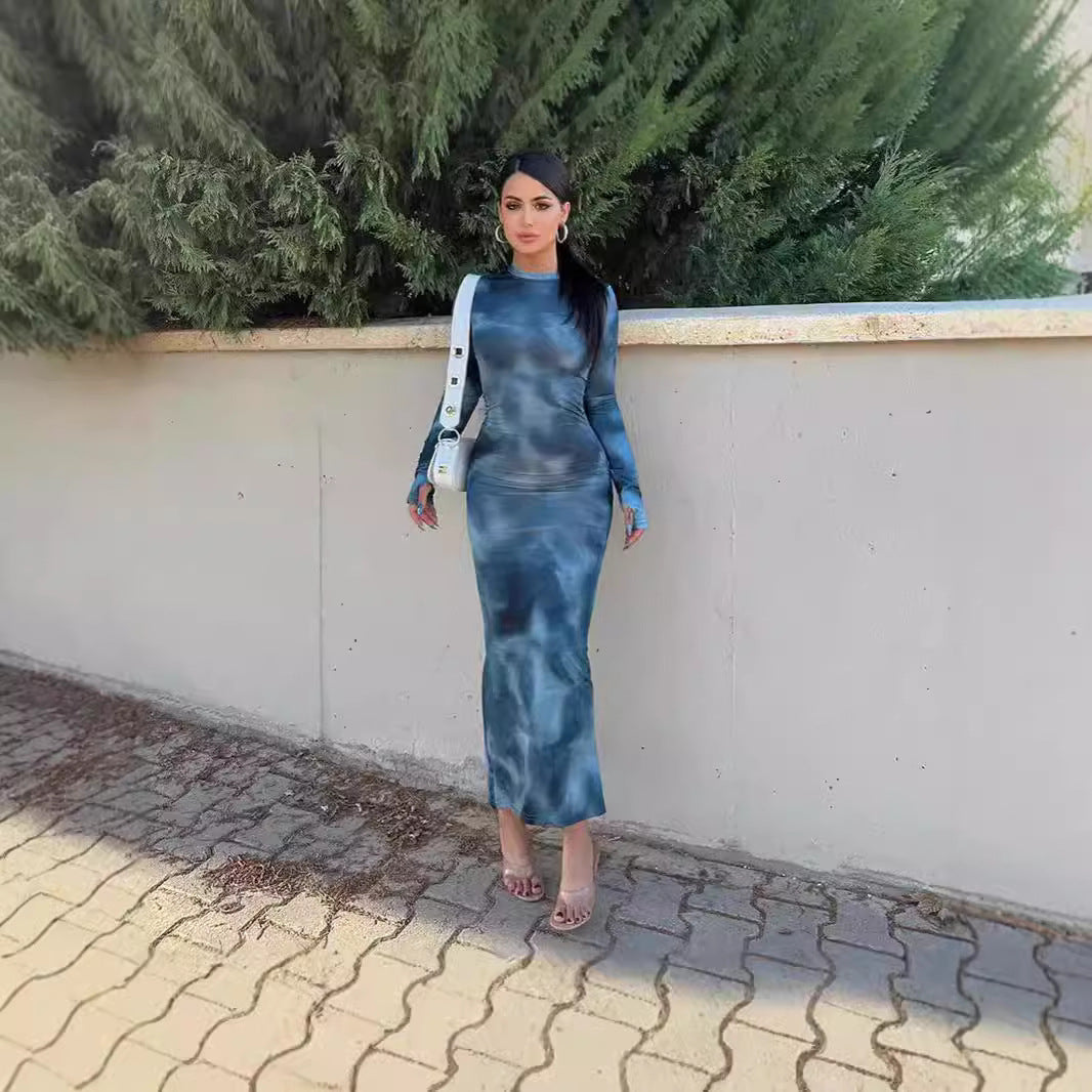 Damen figurbetontes Maxikleid mit langem Arm und modernem Batikmuster Drune