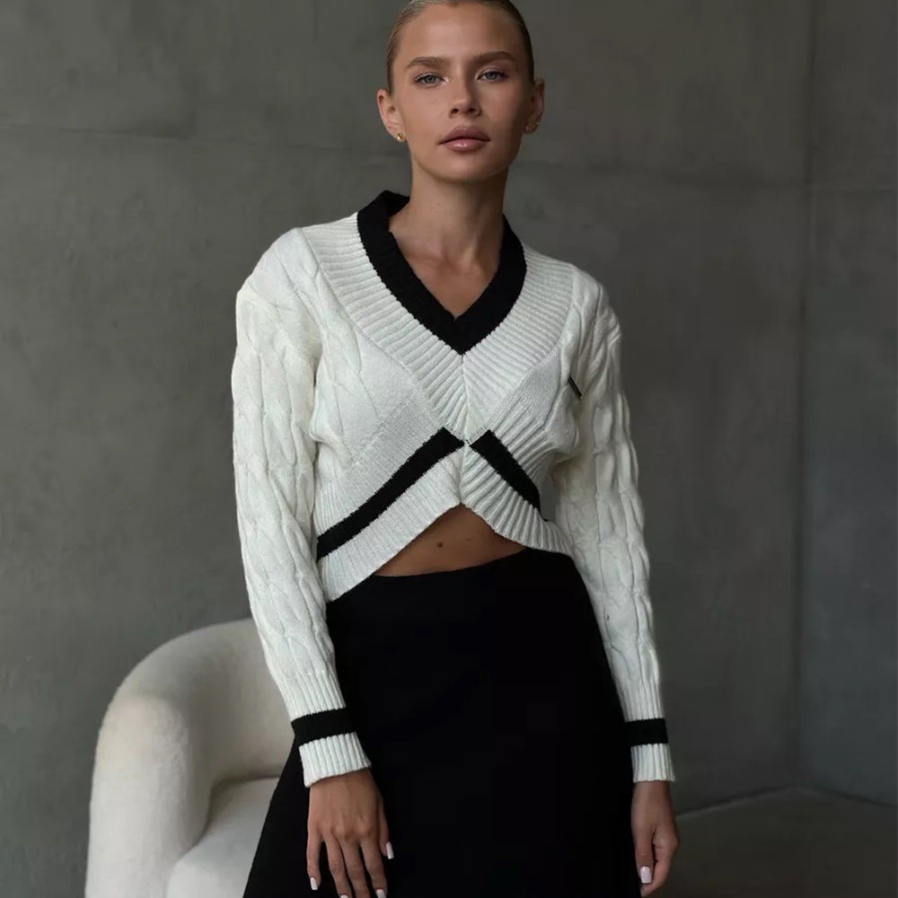 Damen Cropped Strickpullover mit V-Ausschnitt und Kontraststreifen Drune