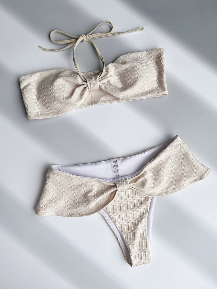 Damen Bandeau-Bikini mit raffinierten Rüschen Drune
