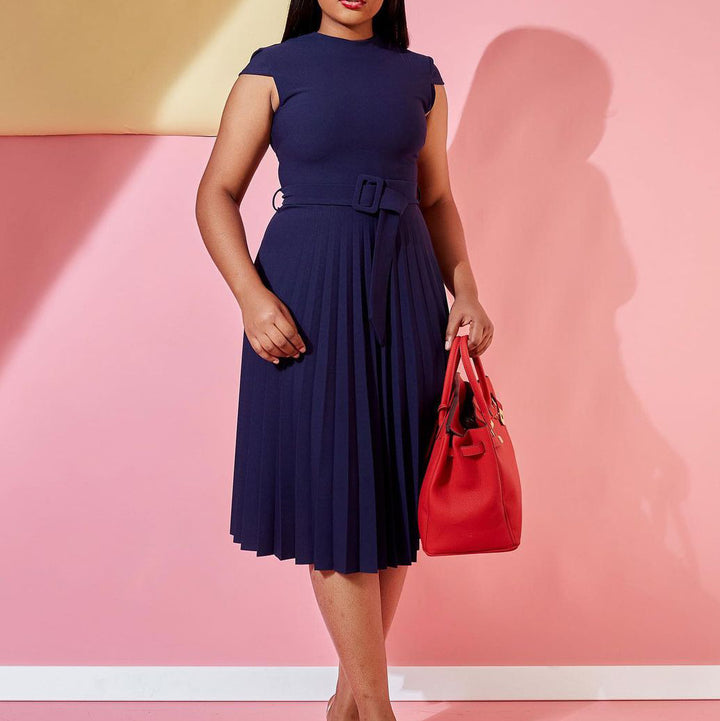 Damen Plissee Kleid mit elegantem Stehkragen und modischem Taillengürtel Drune