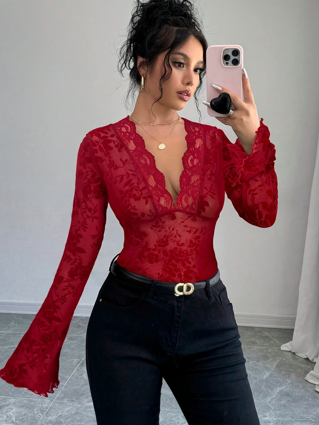 Damen Elegantes und verspieltes Oberteil mit floralen Spitzen-Details Drune