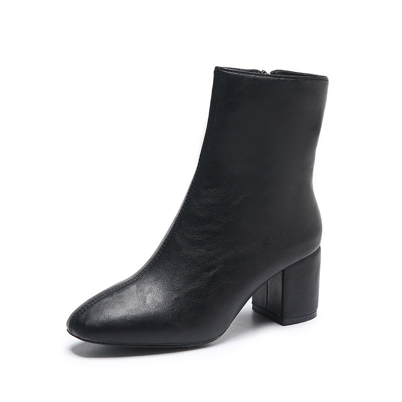 Damen nan elegante knöchelhohe Stiefelette in glatter Lederoptik mit mittelhohem Blockabsatz und dezenter Frontnaht Drune