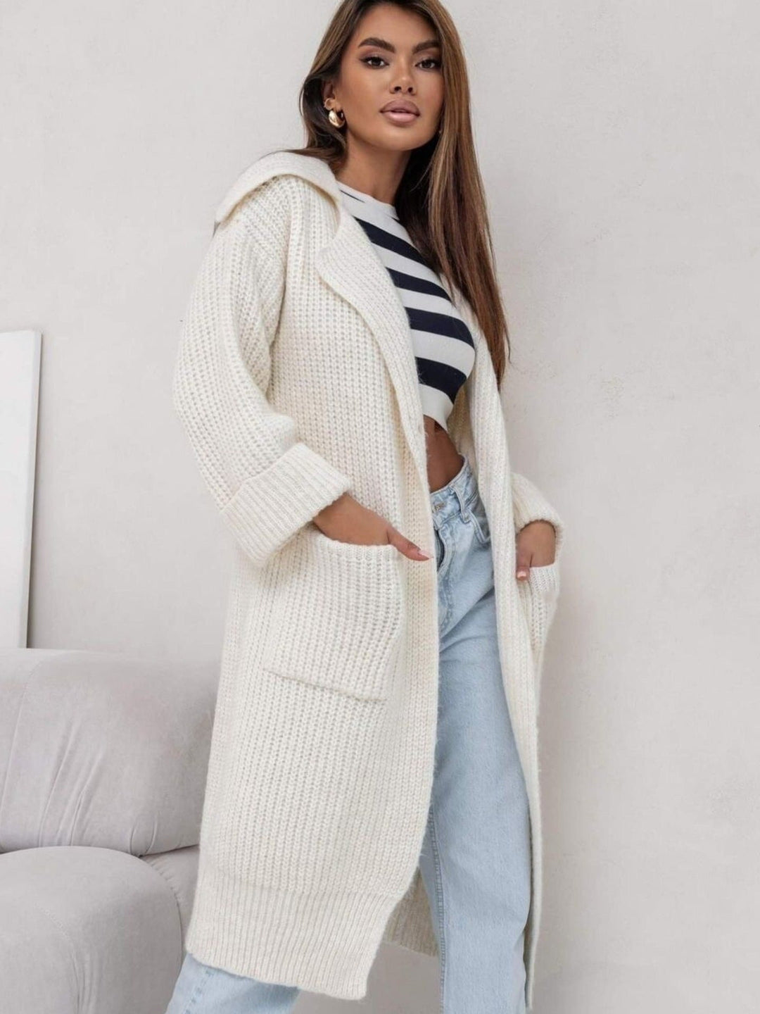 Drune | Langer Strickmantel - Oversized Passform - Wollmix - Mit Kapuze und Taschen
