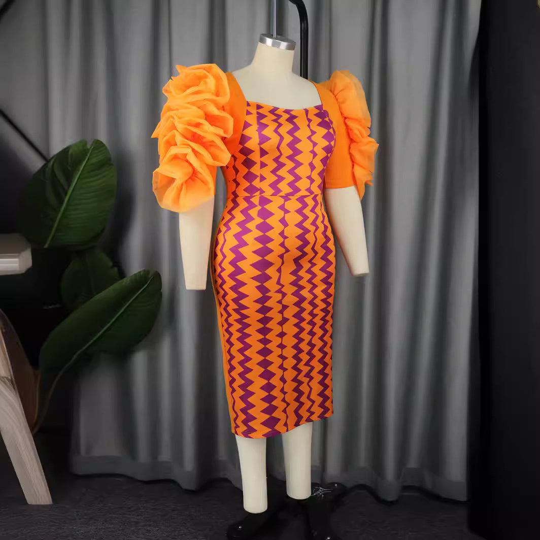 Damen figurbetontes Kleid mit auffälligen Volantärmeln und geometrischem Muster Drune