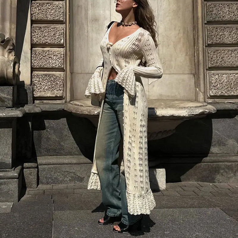 Damen Strickmaxikleid mit nostalgischem Lochmuster und elegantem V-Ausschnitt Drune