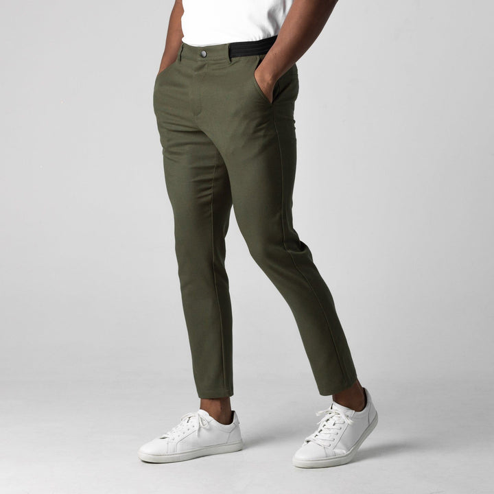 Herren Chinohose mit slim fit Schnitt und elastischem Bund Drune