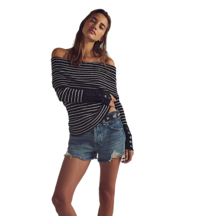 Damen Off-Shoulder Pullover mit modernem Streifenmuster und Knopfdetails Drune