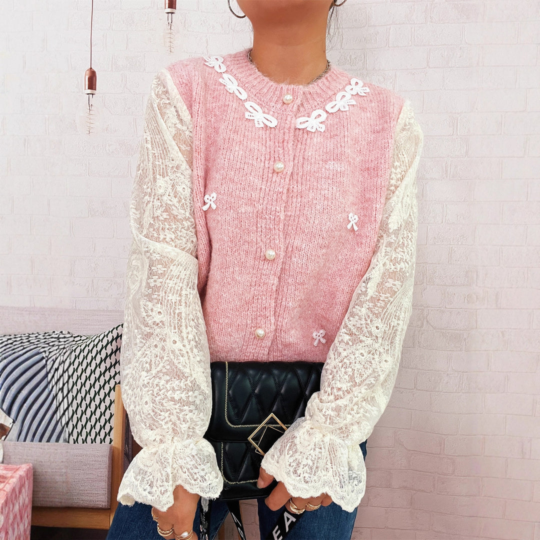 Damen Strickjacke mit romantischen Spitzendetails und eleganten Knopfverschlüssen Drune