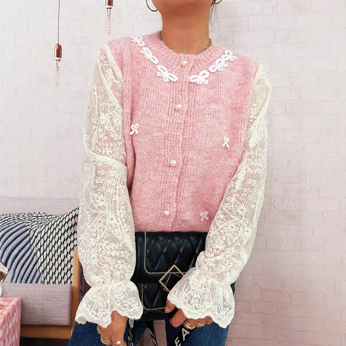 Damen Strickjacke mit romantischen Spitzendetails und eleganten Knopfverschlüssen Drune
