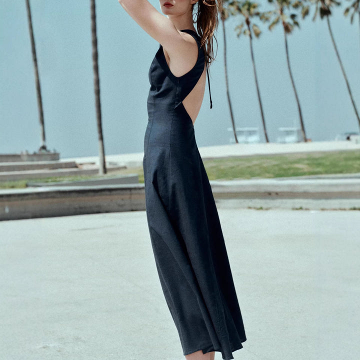 Damen Skaterkleid mit hohem Halsausschnitt und seitlichen Schlitzen Drune