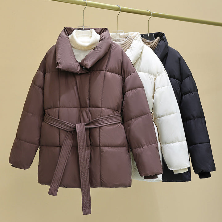 Damen modische wattierte Jacke mit Gürtel und hochschließendem Kragen Drune