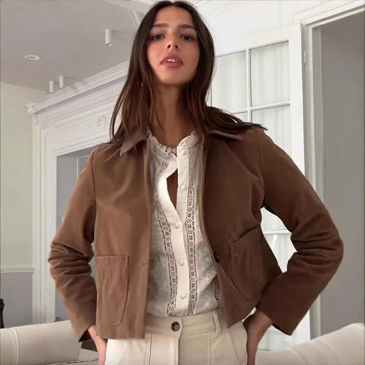 Damen modische Kurzjacke mit hochgeschlossenem Kragen und praktischen Taschen Drune