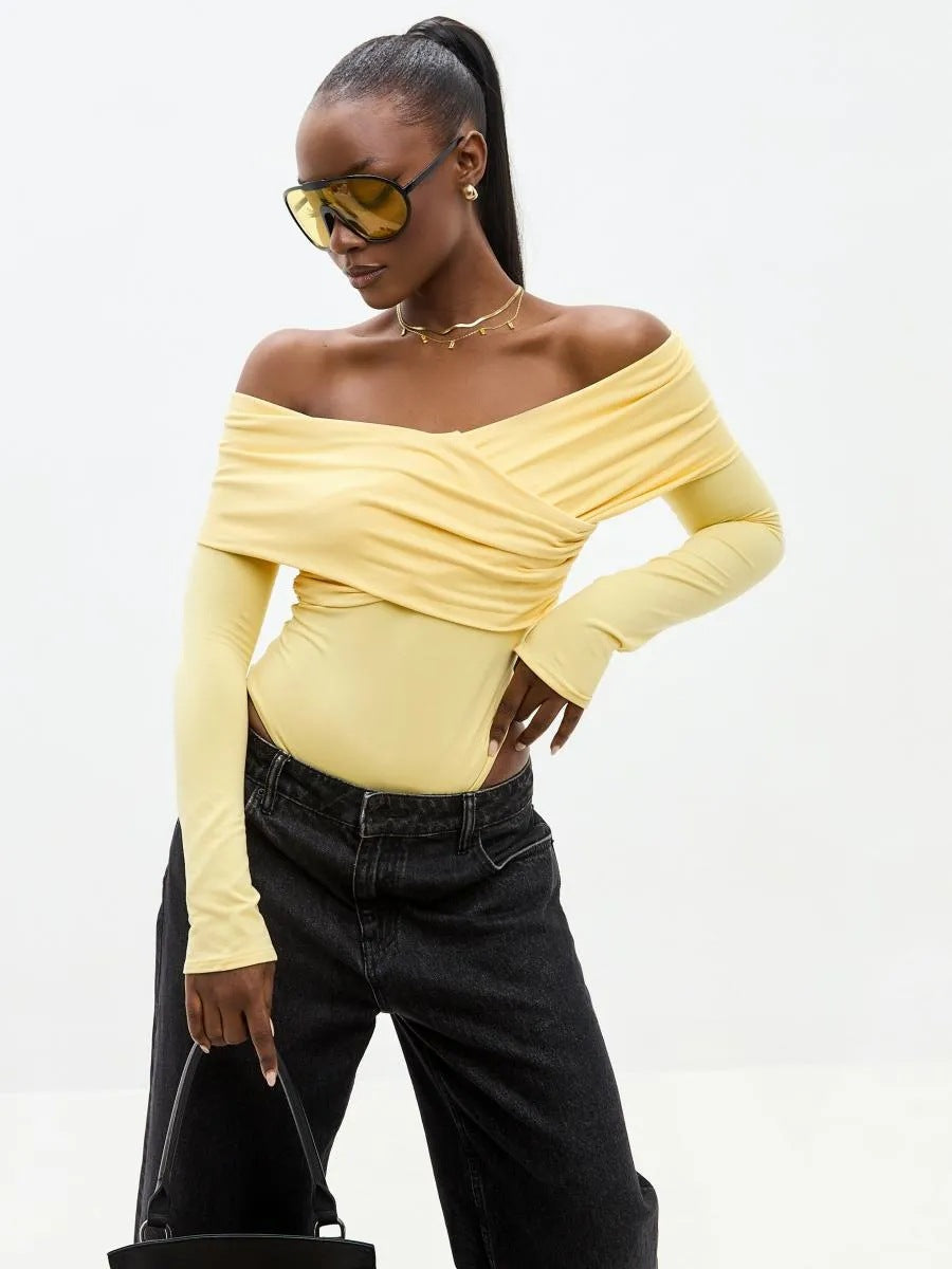 Damen Body mit schulterfreiem Design und drapierten Ärmeln Drune