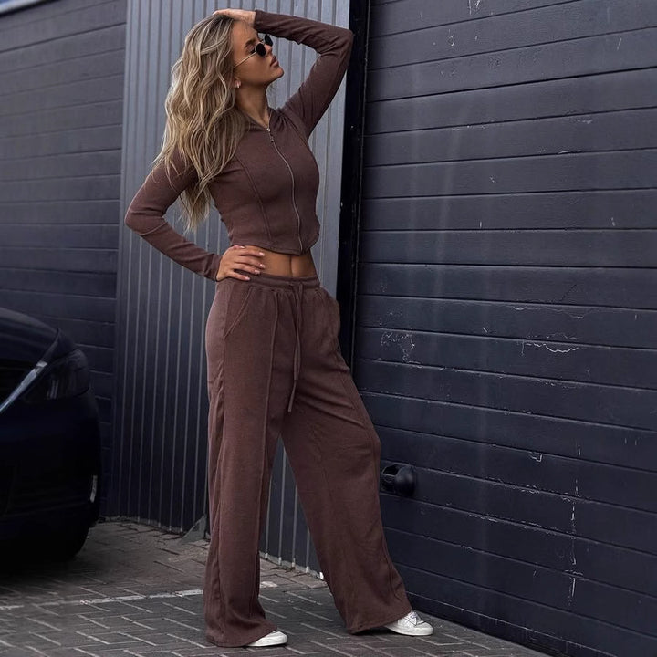 Damen Sportliches Kapuzenset aus samtigem Material Drune