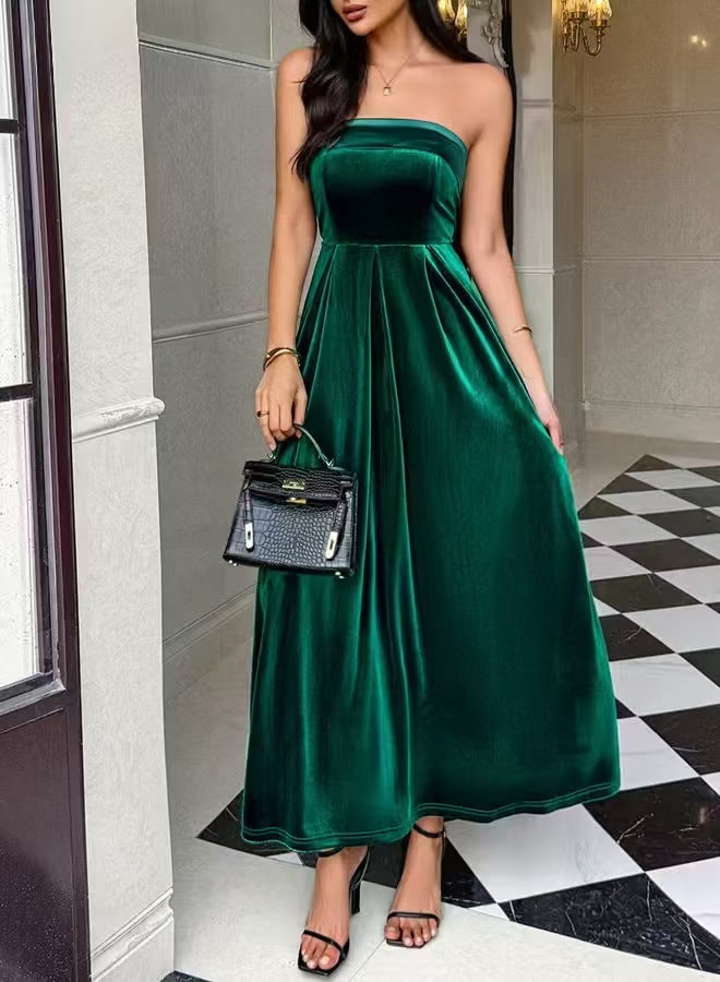 Damen Maxikleid mit schulterfreiem Schnitt und fließendem Satinmaterial Drune