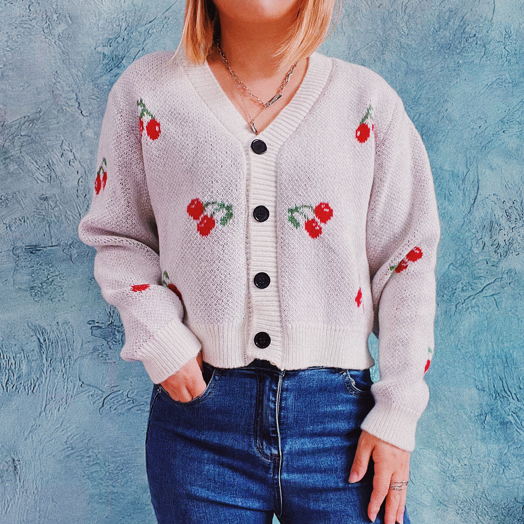 Damen Strickjacke im fröhlichen Kirschmotiv Drune