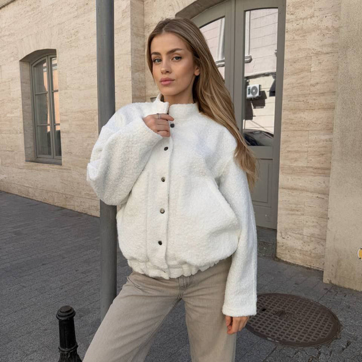 Damen Kuscheljacke mit Knopfverschluss und praktischen Taschen Drune