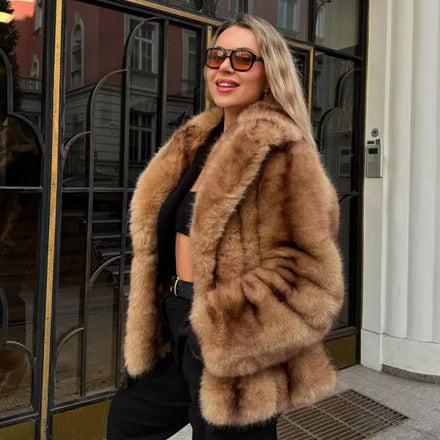 Damen Luxuriöse Kunstpelzjacke mit breitem Kragen Drune