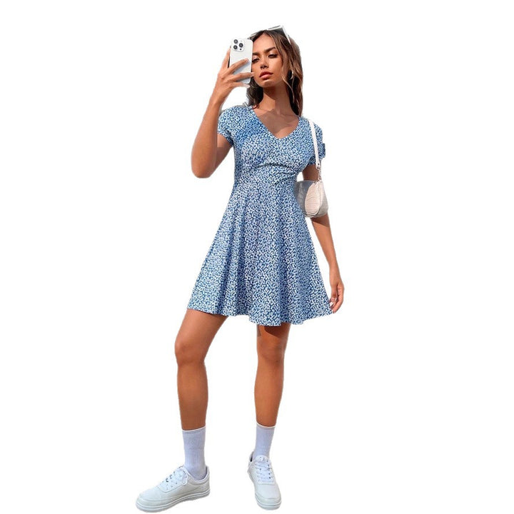 Damen Sommerliches Freizeitkleid mit floralen Mustern und schwingendem Rock Drune