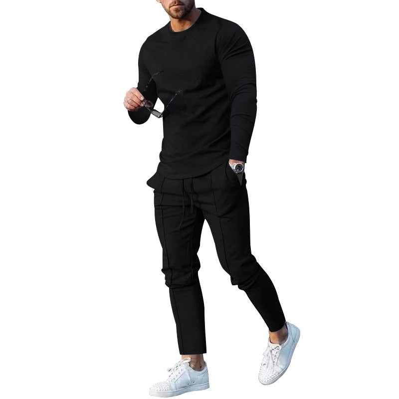 Herren nan eng anliegendes Langarmshirt aus Baumwollstretch mit Rundhalsausschnitt und körperbetonter Passform Drune