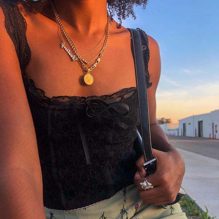Damen Spitzen-Crop-Top mit dekorativen Bändern und feinen Details Drune