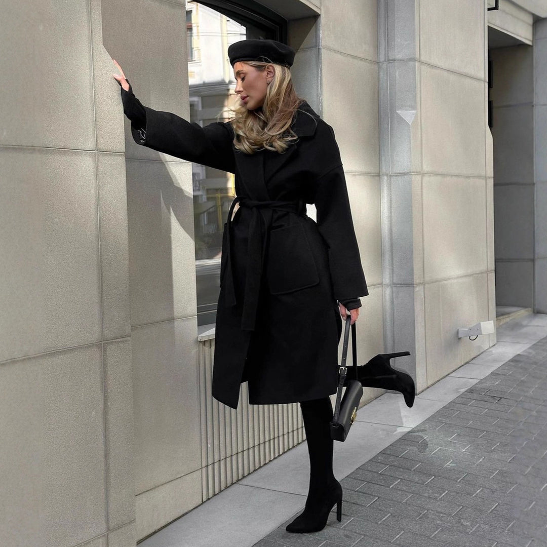 Damen Eleganter Übergangsmantel mit breitem Revers und Gürteldetail Drune