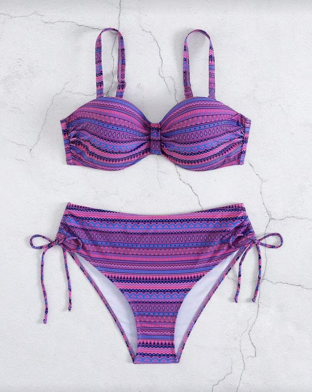 Damen Bikini-Set mit modischem Wickel-Detail und anpassbarem Bund Drune