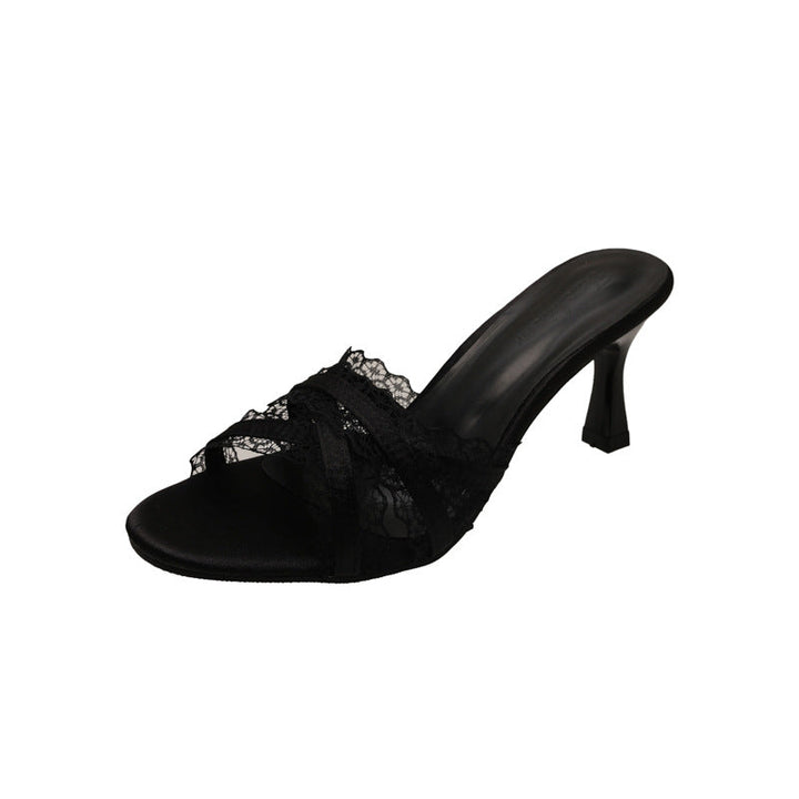 Damen elegante Mules mit zarten Spitzen-Akzenten und komfortablem Absatz Drune