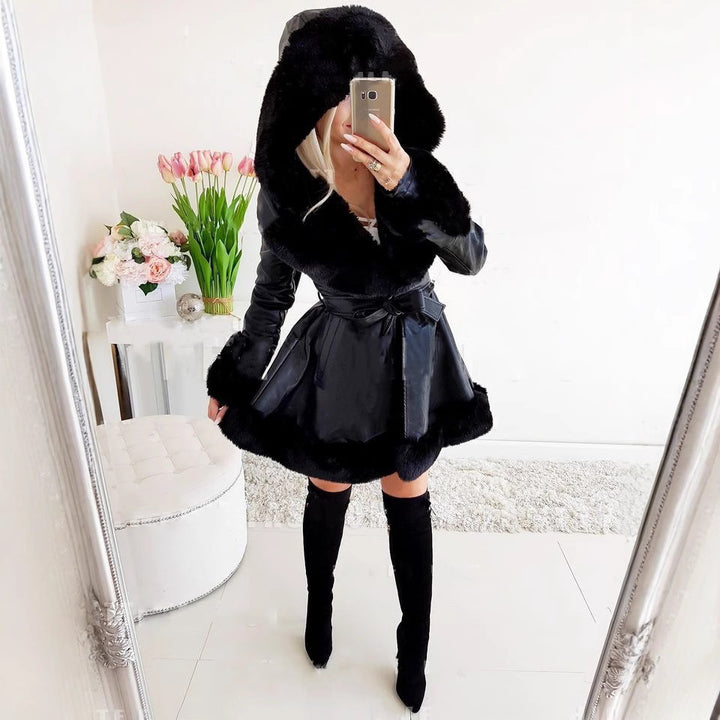Damen Luxusjacke mit weichem Kunstfellkragen und abnehmbarer Kapuze Drune