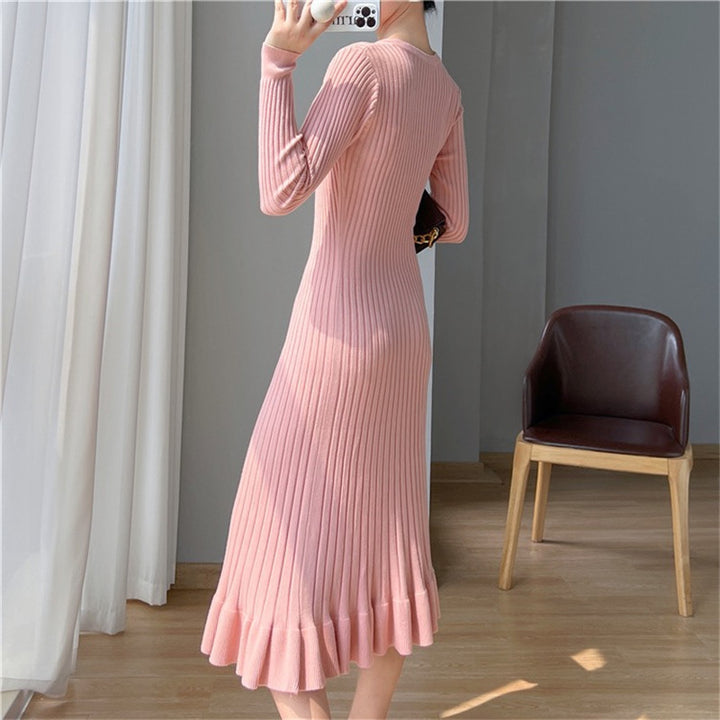 Damen Strickkleid mit eleganter Rippstruktur und fließendem Saum Drune