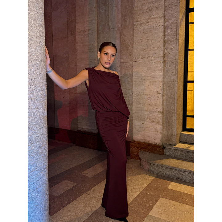 Damen Elegantes Abendkleid mit asymmetrischem Schnitt und gerafften Details Drune