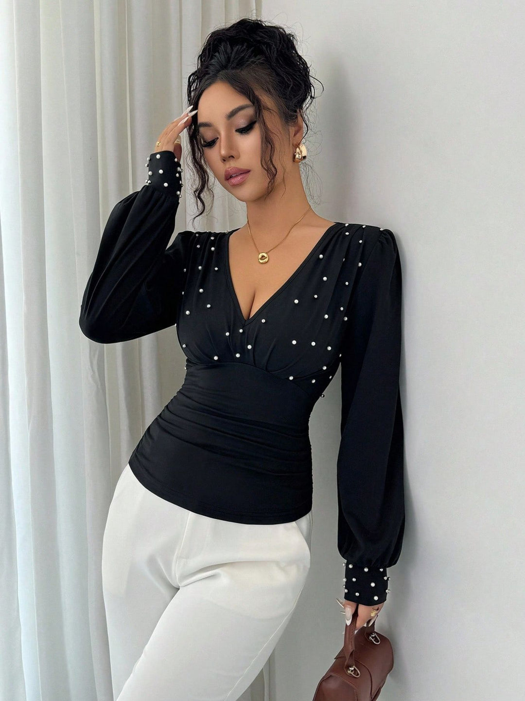 Damen elegantes Blusenshirt mit V-Ausschnitt und Verzierung Drune