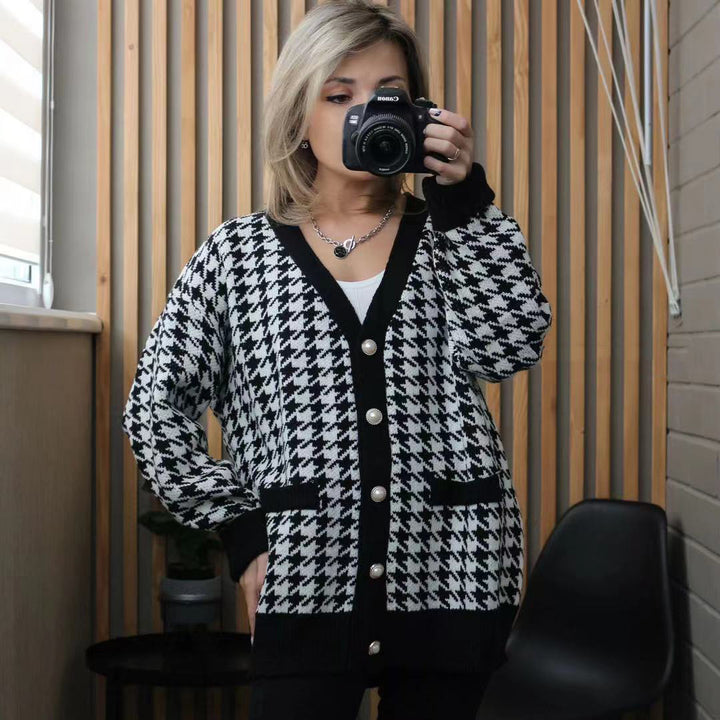 Damen modischer Strickcardigan mit schickem Hahnentrittmuster und großen Knöpfen Drune