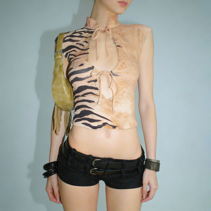 Damen Figurbetontes Kurzarm-Oberteil mit Halterneck und asymmetrischem Design Drune