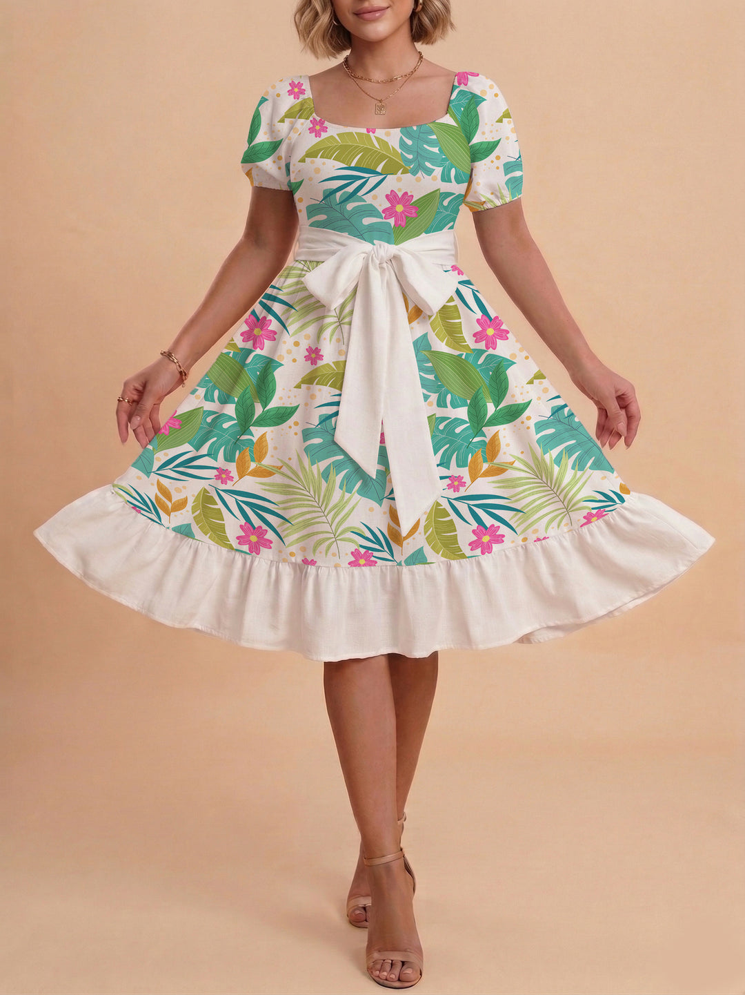 Damen Kleid mit tailliertem Schnitt und verspieltem Blumenmuster Drune