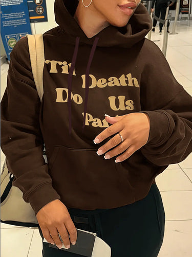 Damen Hoodie mit einzigartigem Skelett-Motiv und Herzgrafik Drune