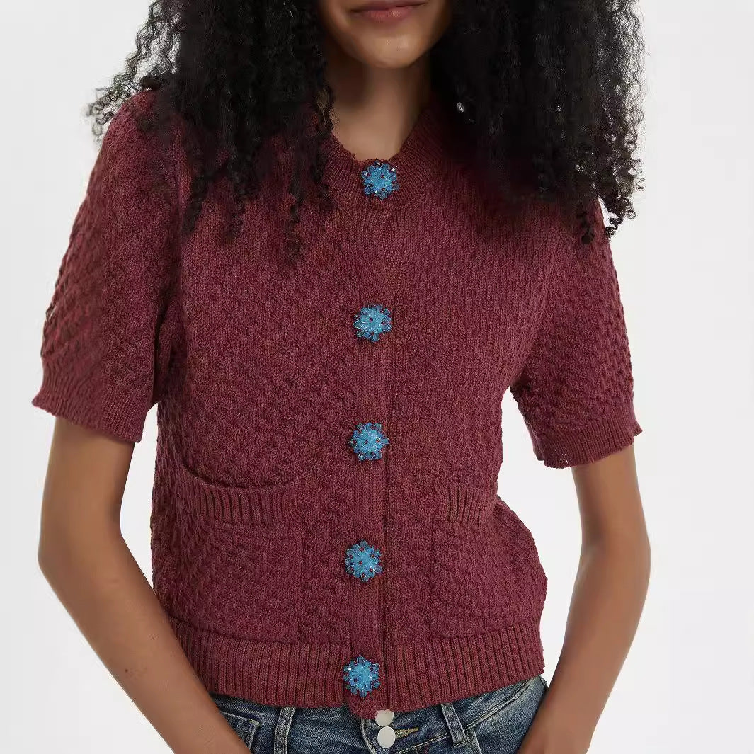 Damen Strickjacke mit aufwendigem Strukturmuster und dekorativen Knöpfen Drune