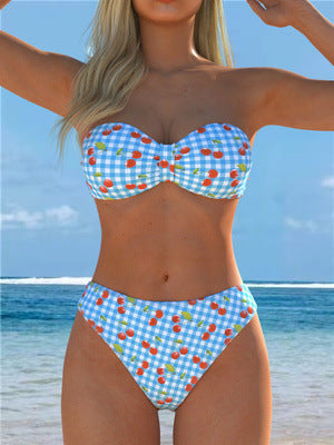 Damen Bandeau-Bikini mit verspieltem Karomuster und fruchtigem Print Drune