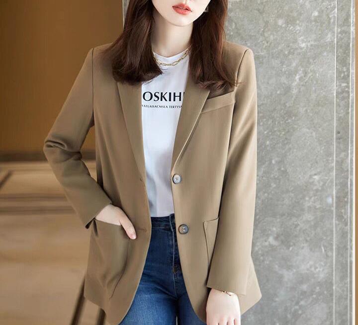 Damen Eleganter und moderner Blazer mit aufgesetzten Taschen Drune