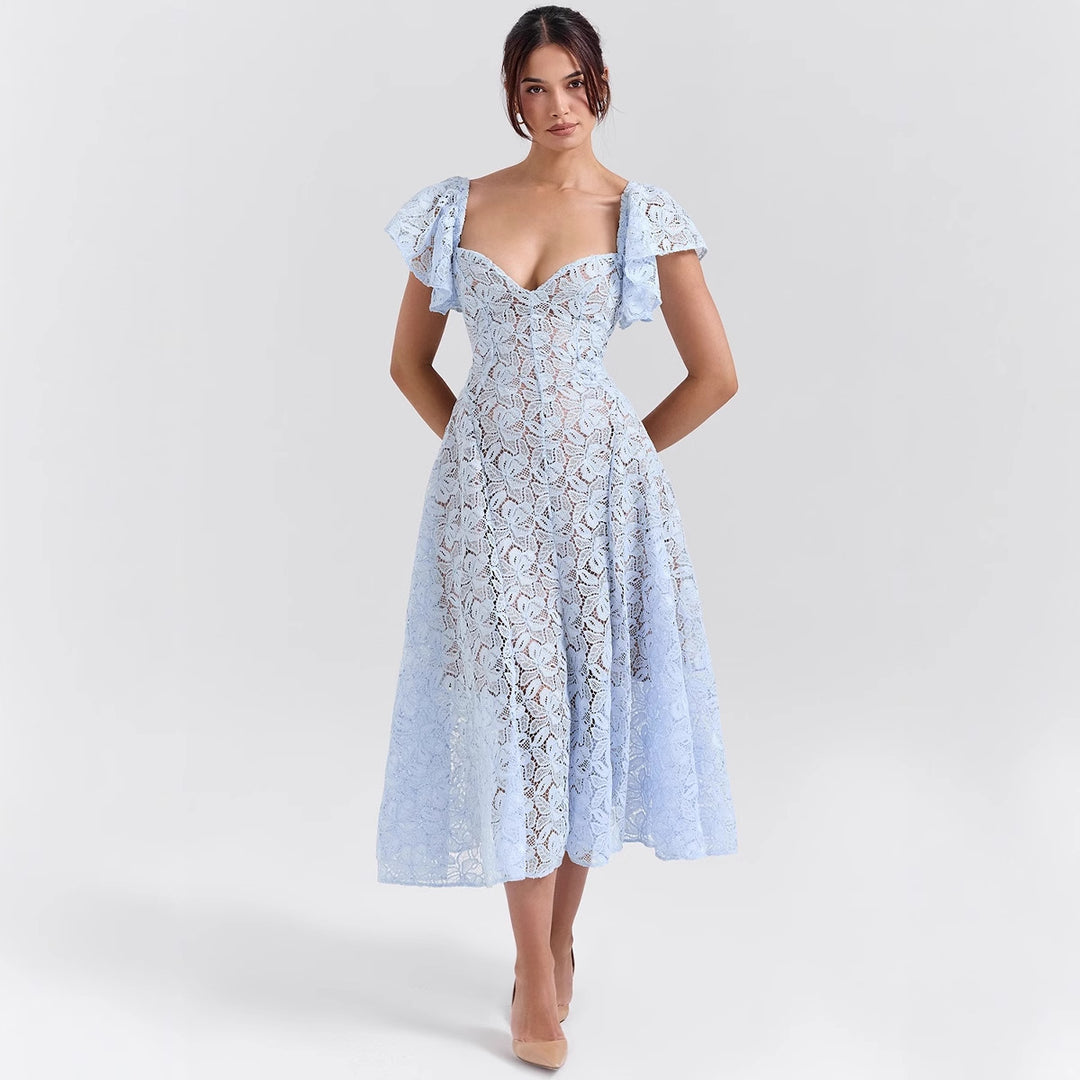 Damen Spitzen-Maxikleid mit voluminösen Rüschensäumen und dezentem herzförmigem Ausschnitt Drune