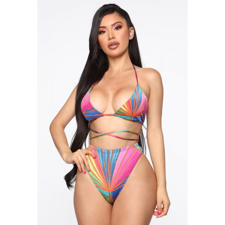 Damen Bikini mit Wickelrock und buntem Muster Drune