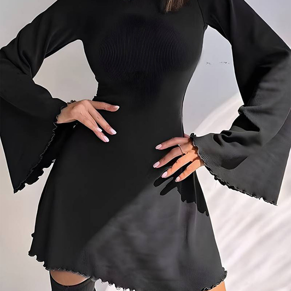 Damen Minikleid mit Trompetenärmeln und skulpturalem Saum Drune
