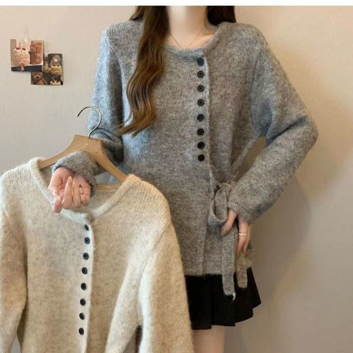 Damen stilvolle Strickjacke mit modischen Knopfdetails und Bindegürtel Drune