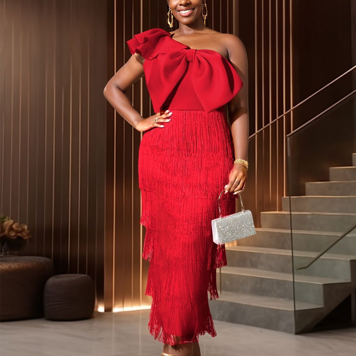 Damen elegantes Kleid mit voluminösem Rüschenelement und Fransen Drune
