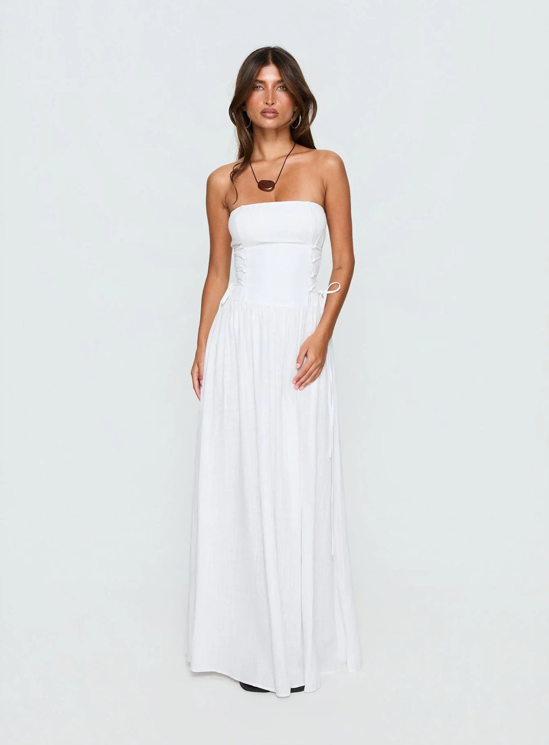 Damen Maxi-Kleid mit schulterfreiem Design und seitlichen Rüschendetails Drune