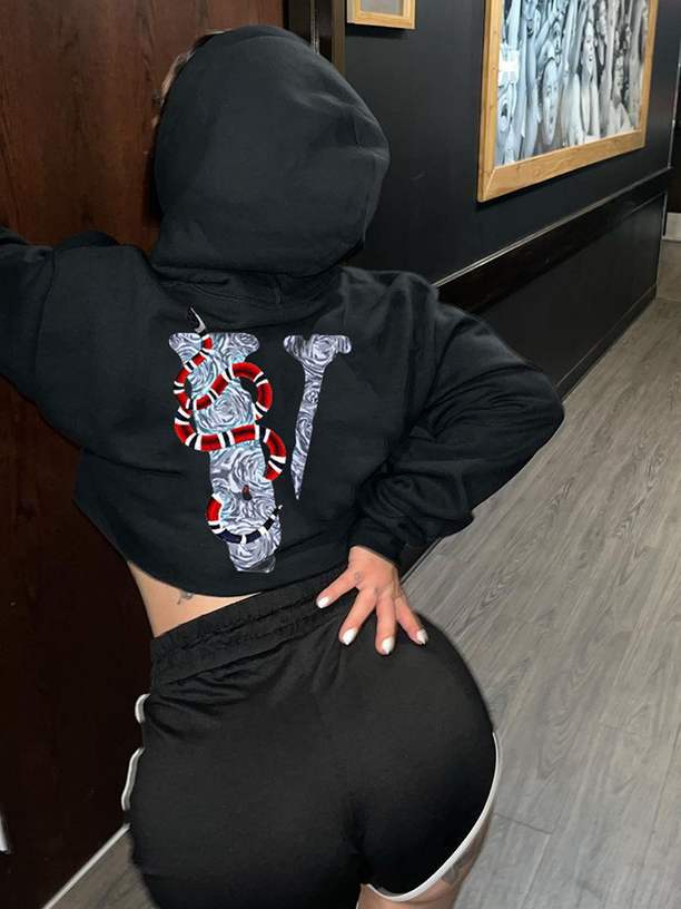 Damen Kapuzenpullover mit grafischem Statement und einzigartigem Muster Drune